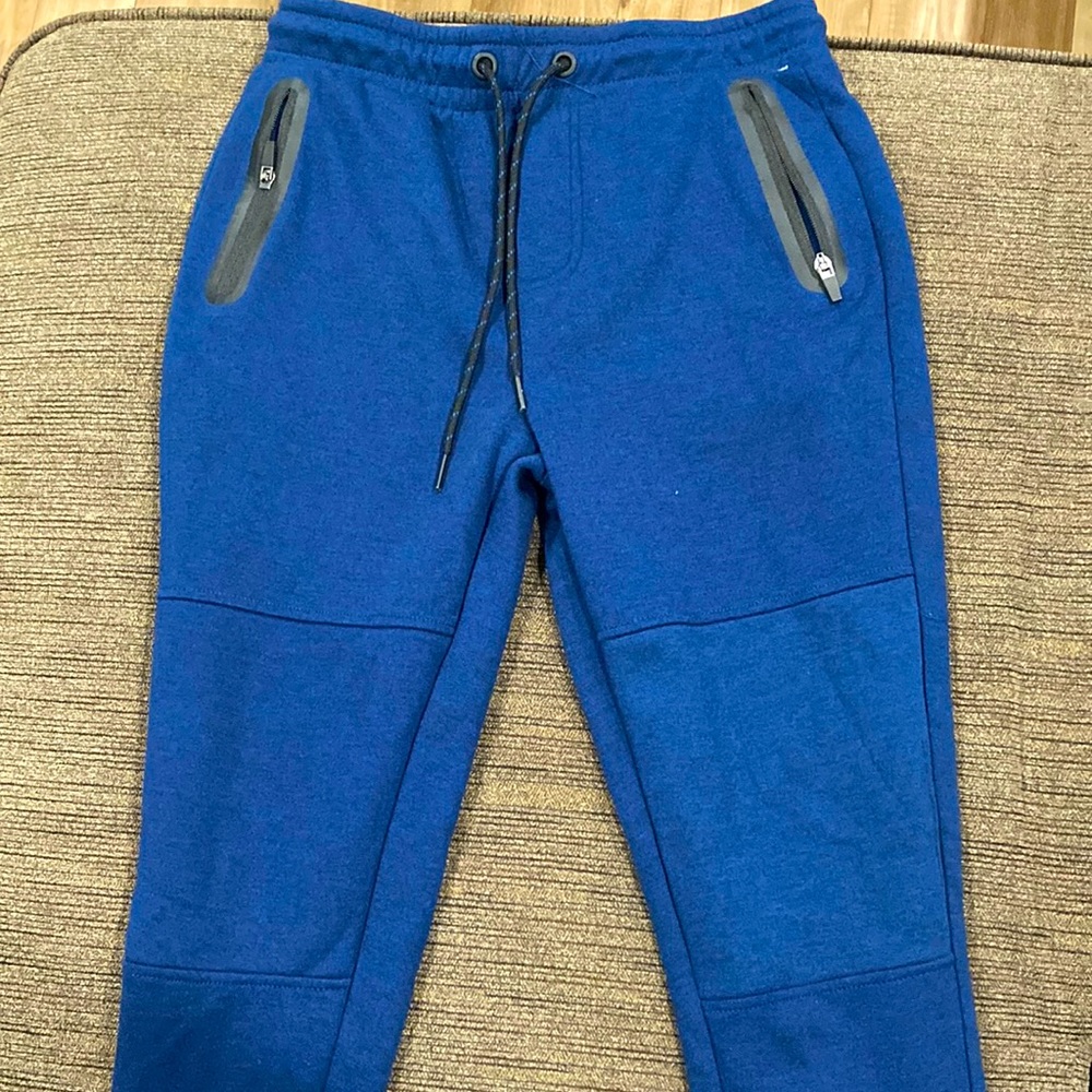 Aeropostal, XS. Brand new